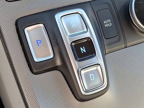 Used 2022 Hyundai Palisade SE image 15