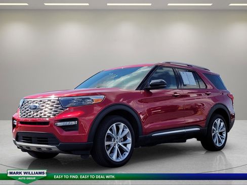 Certified 2023 Ford Explorer Platinum w/ Equipment Group 601A AWD/4WD image 8