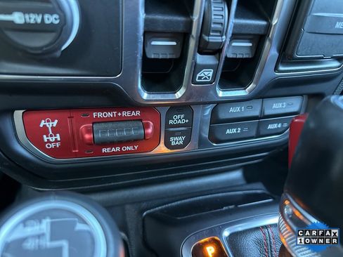 Used 2020 Jeep Gladiator Rubicon image 5