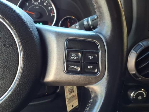 Used 2017 Jeep Wrangler Unlimited Sport image 19