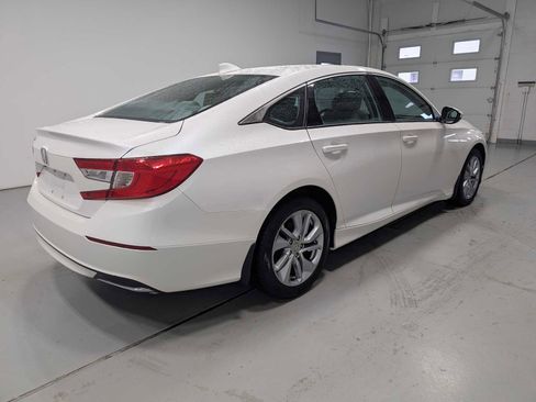 Used 2018 Honda Accord LX image 8