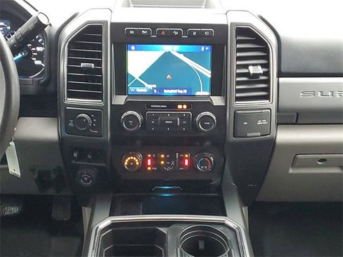 Used 2021 Ford F250 XLT w/ XLT Premium Package image 28