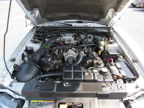 Used 2001 Ford Mustang GT RWD image 38