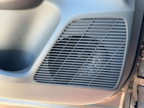 New 2026 Nissan Kicks SV w/ SV Premium Package image 22