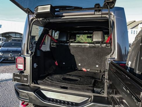 Used 2017 Jeep Wrangler Unlimited Rubicon image 56