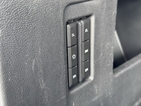 Used 2024 Ford Expedition Max XLT image 46