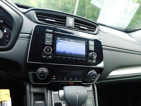 Used 2018 Honda CR-V LX image 9