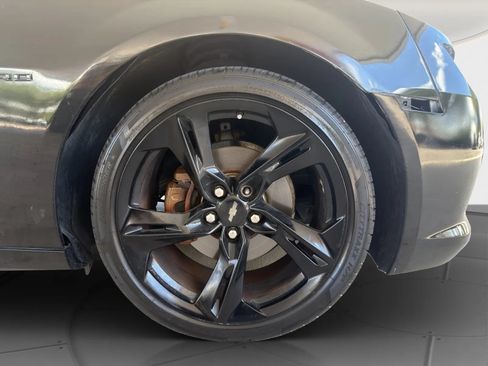 Used 2015 Chevrolet Camaro LS RWD image 23