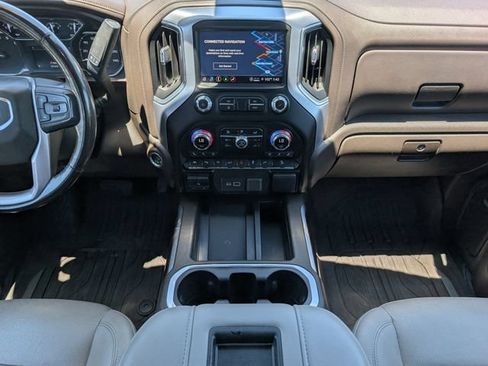 Used 2021 GMC Sierra 1500 SLT w/ SLT Premium Plus Package AWD/4WD image 9