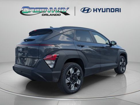 Certified 2024 Hyundai Kona SEL w/ Convenience Package AWD/4WD image 8
