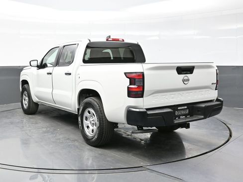 Used 2023 Nissan Frontier S w/ Tow Package AWD/4WD image 5