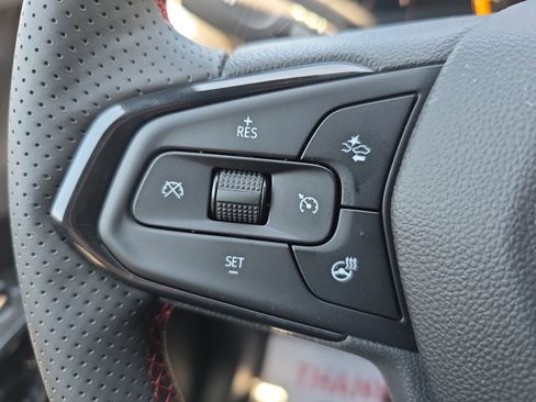 New 2026 Chevrolet Trax RS w/ Sunroof Package FWD image 23