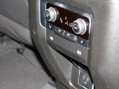 Used 2024 Chevrolet Tahoe Premier image 29