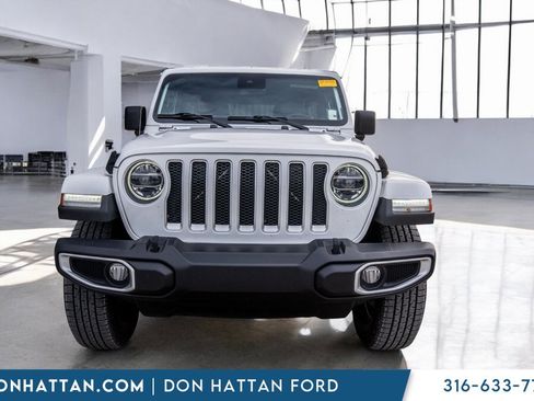 Used 2021 Jeep Wrangler Unlimited Sahara image 22