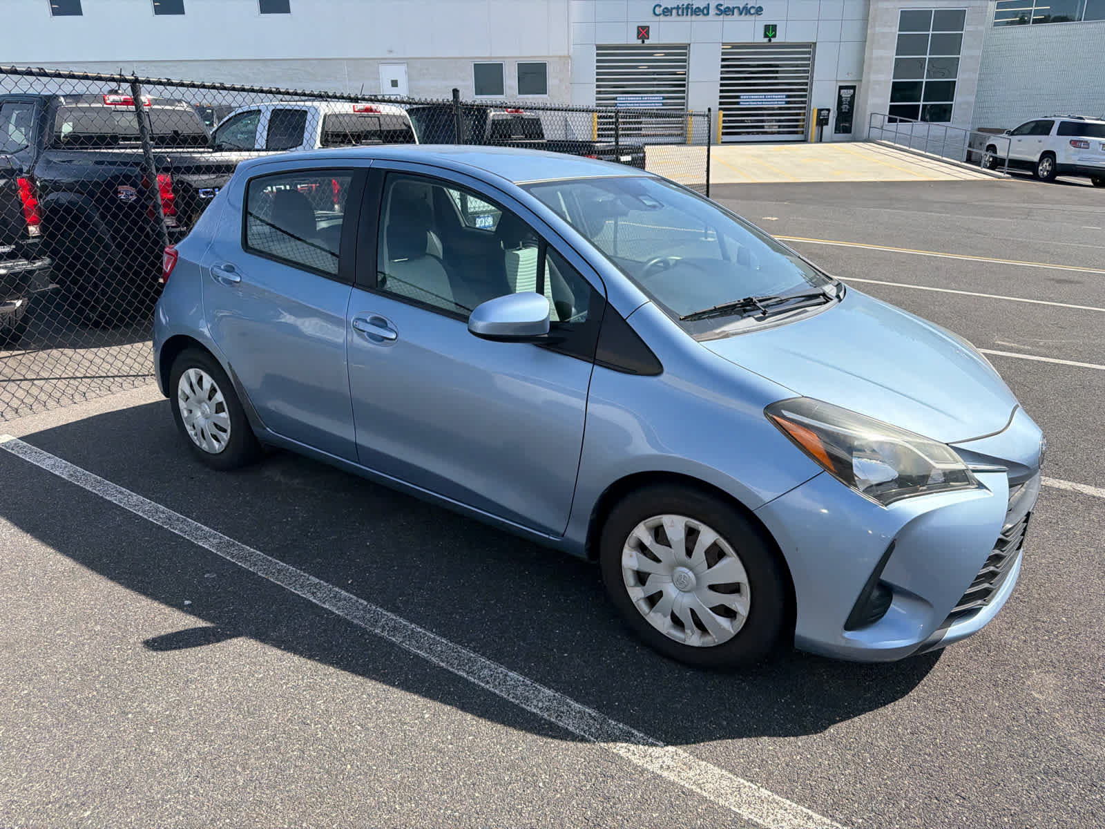 Used 2018 Toyota Yaris L FWD image 2