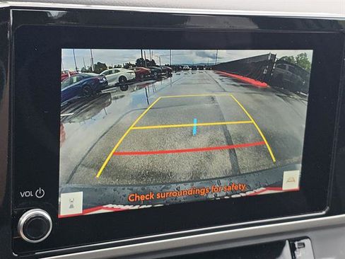 Certified 2025 Toyota Camry SE image 20