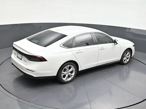 Used 2024 Honda Accord LX image 18