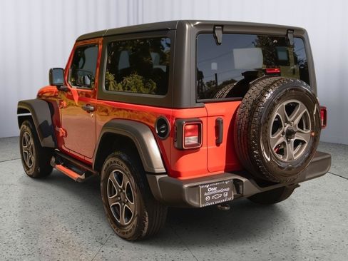 Used 2021 Jeep Wrangler Sport AWD/4WD image 19