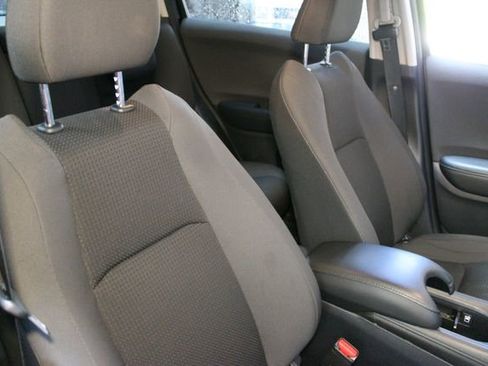 Used 2022 Honda HR-V EX image 11