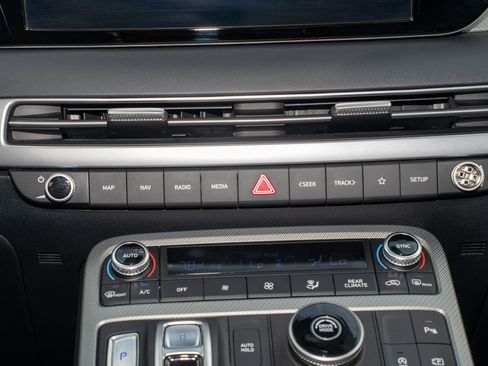 Used 2025 Hyundai Palisade SEL image 26