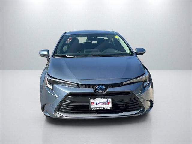 Certified 2024 Toyota Corolla XLE FWD image 2