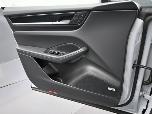 Used 2024 Porsche Macan 4 Electric w/ Premium Package image 14