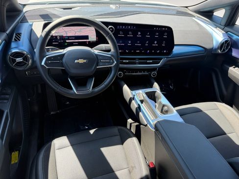 Used 2024 Chevrolet Equinox EV LT FWD image 15