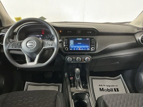 Used 2023 Nissan Kicks SV FWD image 15