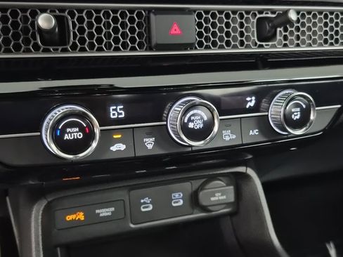 Certified 2025 Honda Civic Sport image 29