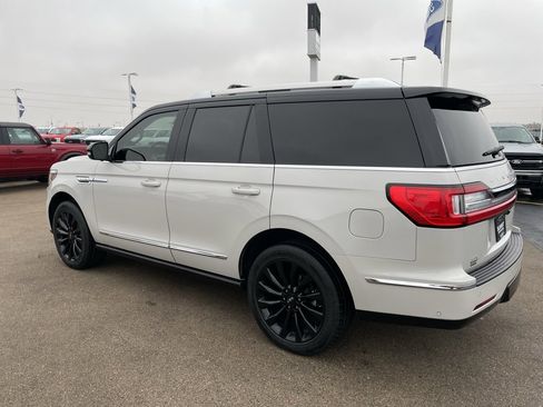 Used 2021 Lincoln Navigator Reserve w/ Luxury Package image 5