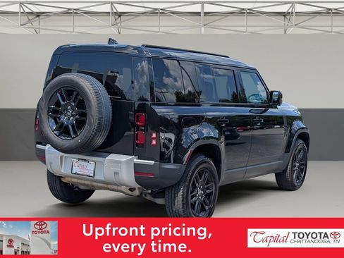 Used 2025 Land Rover Defender 110 S AWD/4WD image 5