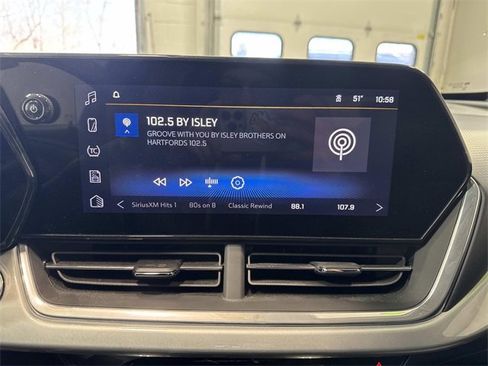 Used 2024 Chevrolet Trax LT image 10