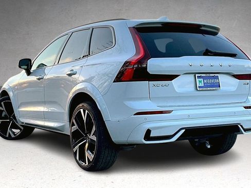 New 2026 Volvo XC60 B5 Ultra w/ Climate Package AWD/4WD image 3