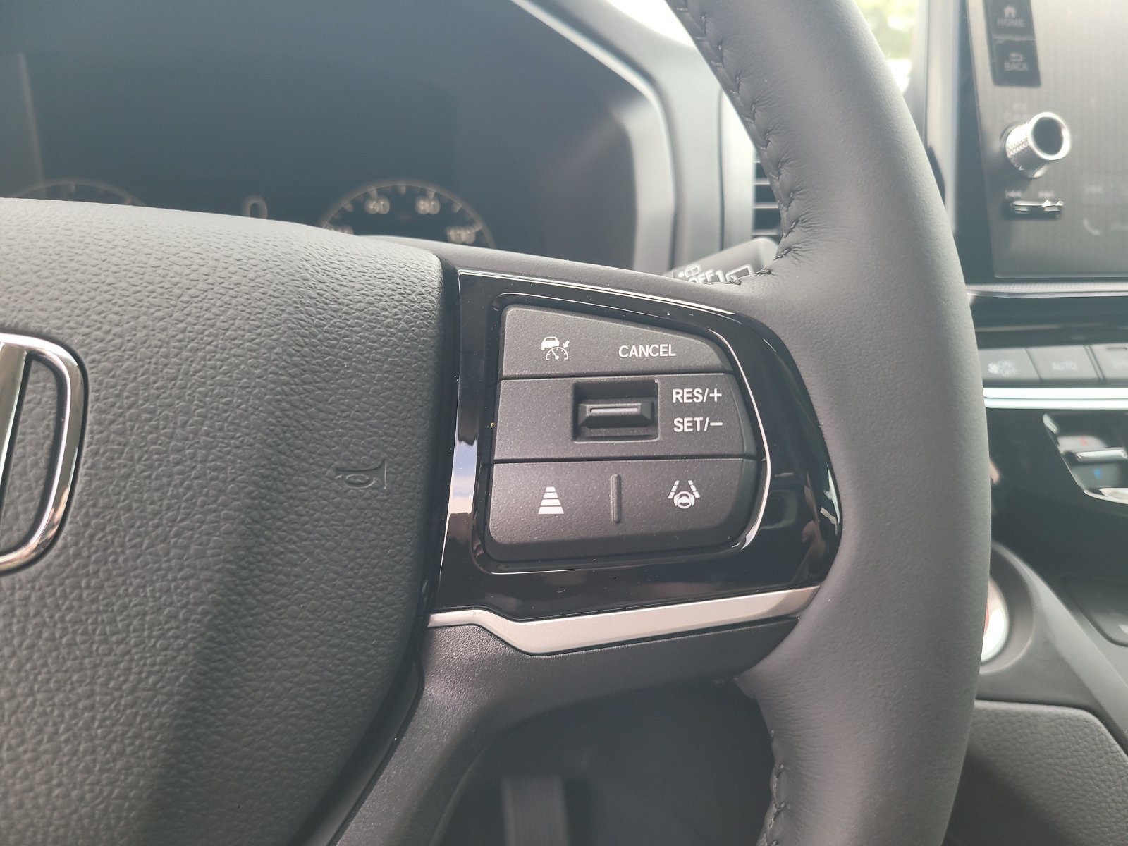 New 2027 Honda Odyssey EX-L image 15