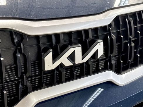 New 2025 Kia Telluride EX image 9