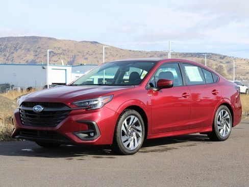 Used 2025 Subaru Legacy Limited image 8