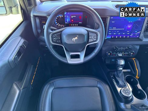 Used 2024 Ford Bronco Badlands image 20