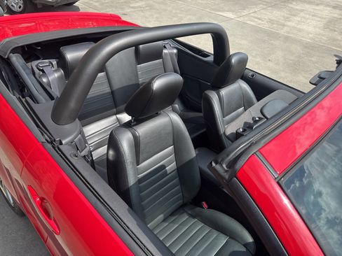 Used 2006 Ford Mustang GT image 33