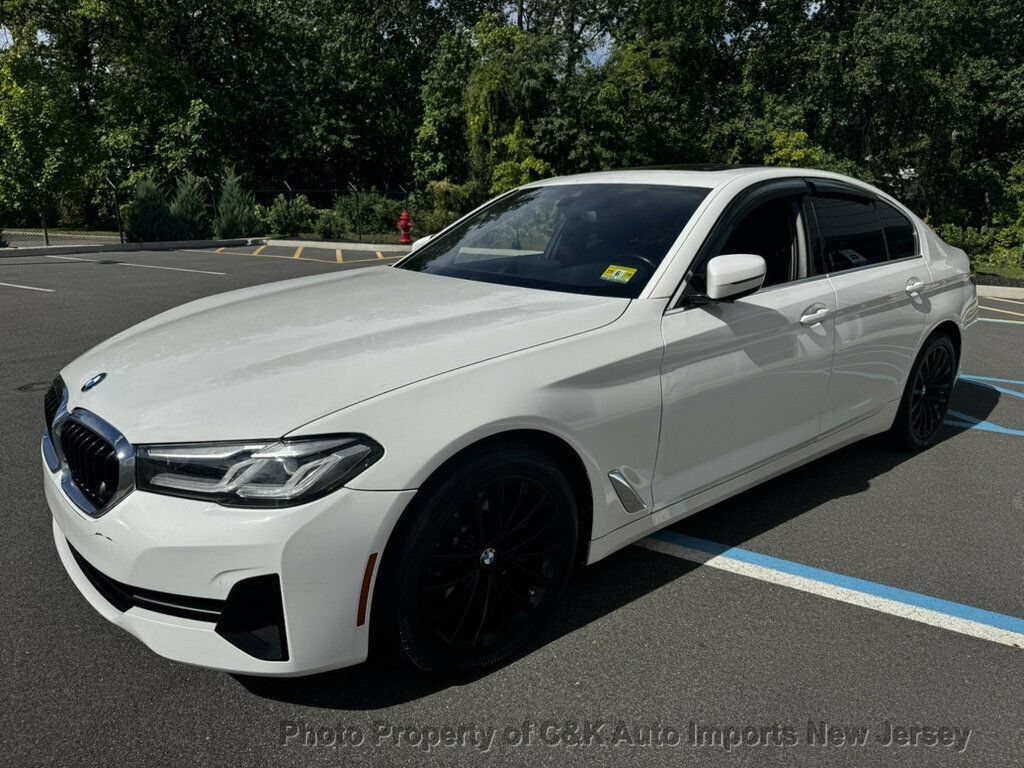 Used 2021 BMW 530i w/ Convenience Package RWD image 1