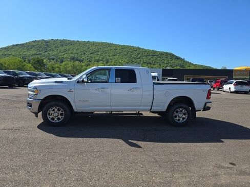 Used 2020 RAM 2500 Laramie AWD/4WD image 4
