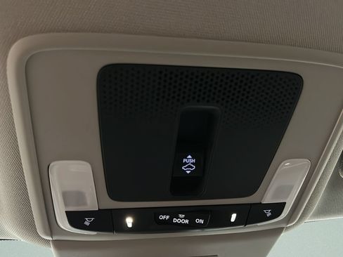 Certified 2023 Honda Civic EX image 33