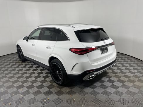 New 2026 Mercedes-Benz GLC 300 image 3