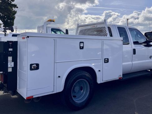 Used 2015 Ford F350 XLT image 5