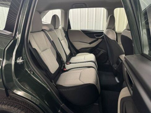 Used 2024 Subaru Forester AWD/4WD image 23