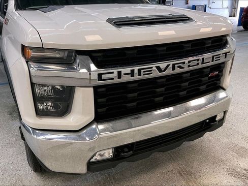 Used 2022 Chevrolet Silverado 2500 LT w/ Convenience Package AWD/4WD image 32