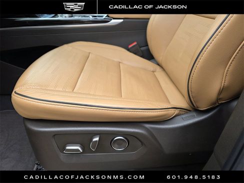 Certified 2025 Cadillac Escalade Premium Luxury w/ Touring Package image 14