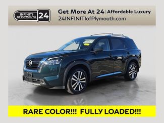Used 2024 Nissan Pathfinder Platinum w/ Cargo Package video 1