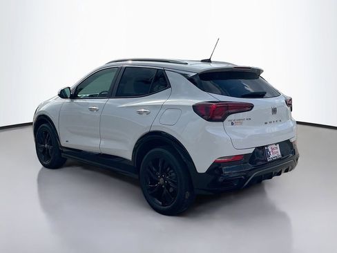 Used 2025 Buick Encore GX Sport Touring image 5