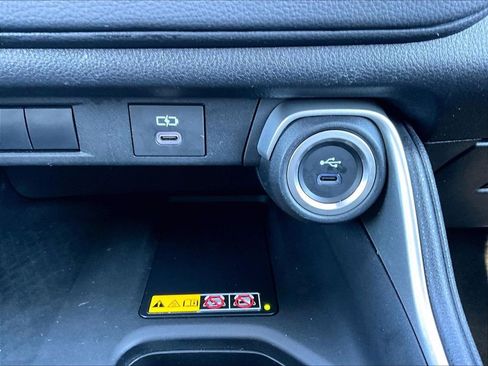 Used 2024 Toyota Grand Highlander AWD image 28