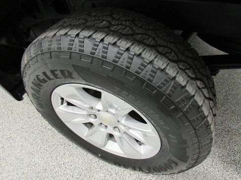 Used 2021 Chevrolet Silverado 1500 W/T w/ WT Value Package image 23